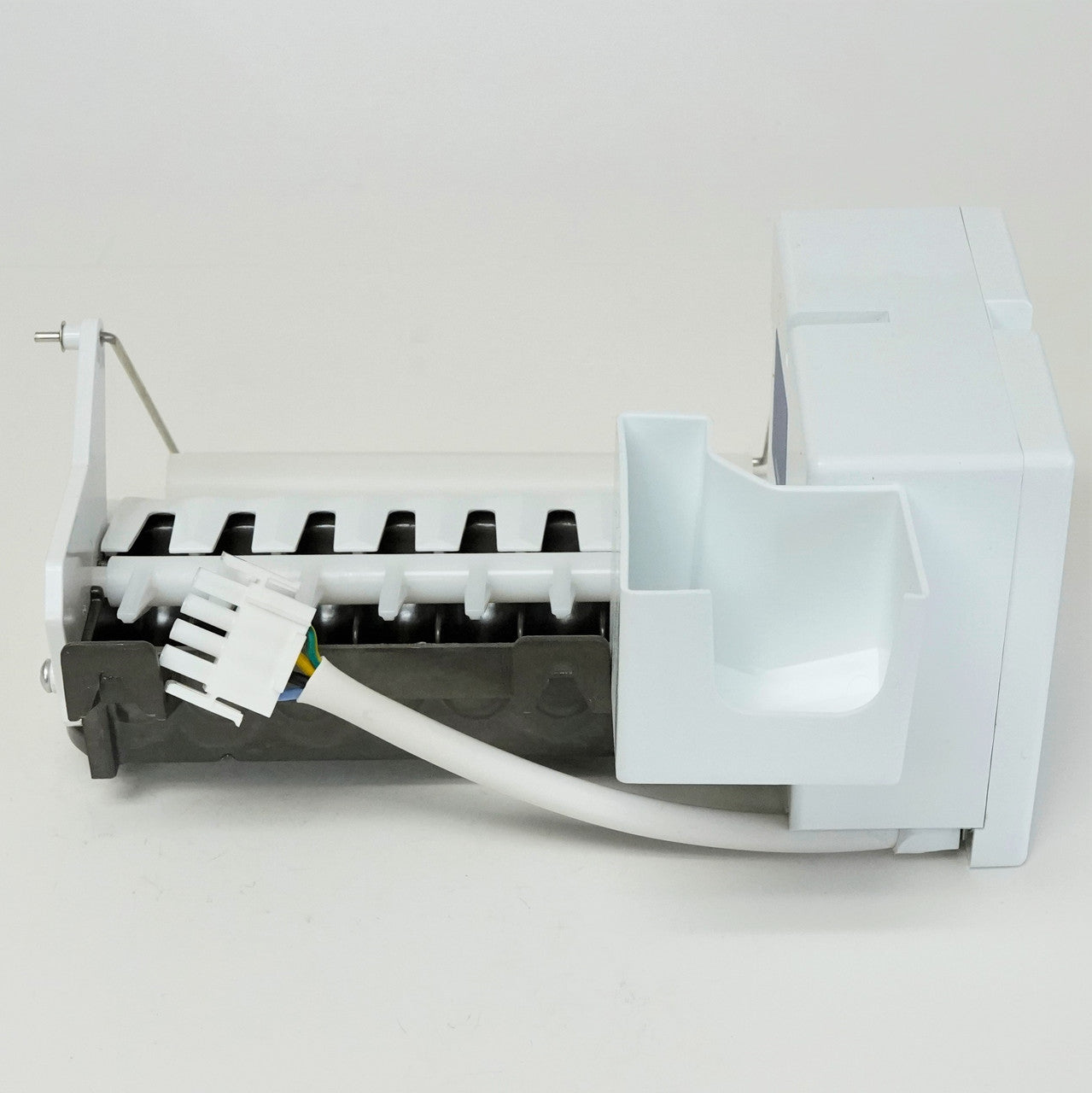 Electrolux E23CS75DSS5 Refrigerator Ice Maker